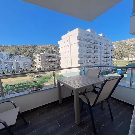 Premium Apartment *